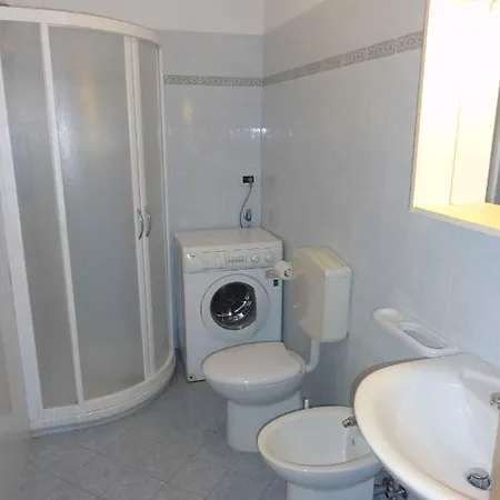 Apartment In 40088